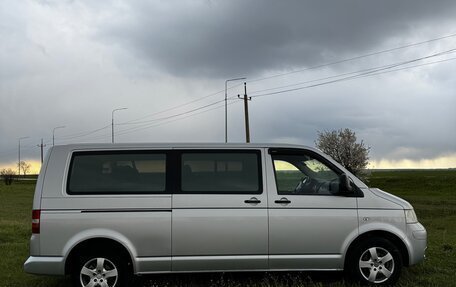 Volkswagen Caravelle T5, 2008 год, 1 499 999 рублей, 9 фотография