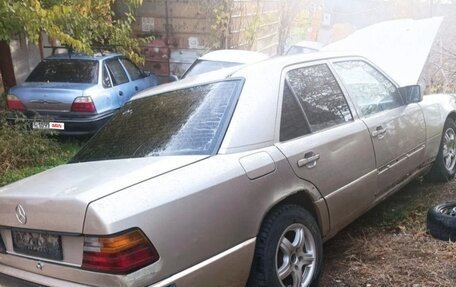 Mercedes-Benz W124, 1987 год, 200 000 рублей, 5 фотография