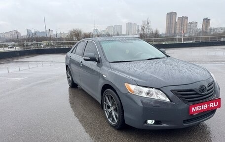 Toyota Camry, 2008 год, 830 000 рублей, 2 фотография