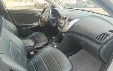 Hyundai Solaris II рестайлинг, 2013 год, 745 000 рублей, 7 фотография