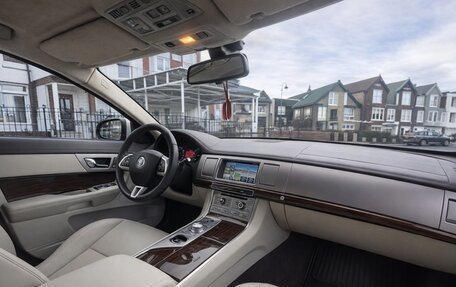 Jaguar XF I рестайлинг, 2010 год, 1 249 000 рублей, 17 фотография