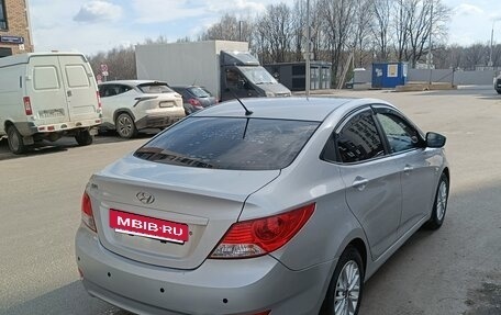 Hyundai Solaris II рестайлинг, 2013 год, 745 000 рублей, 4 фотография