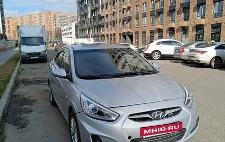 Hyundai Solaris II рестайлинг, 2013 год, 745 000 рублей, 2 фотография