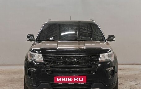 Ford Explorer VI, 2018 год, 3 000 000 рублей, 2 фотография