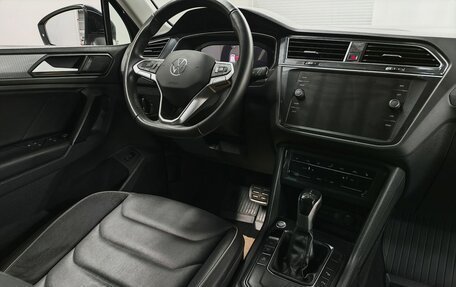 Volkswagen Tiguan II, 2020 год, 2 900 000 рублей, 10 фотография