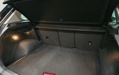 Volkswagen Tiguan II, 2020 год, 2 900 000 рублей, 14 фотография