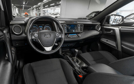 Toyota RAV4, 2019 год, 3 400 000 рублей, 7 фотография