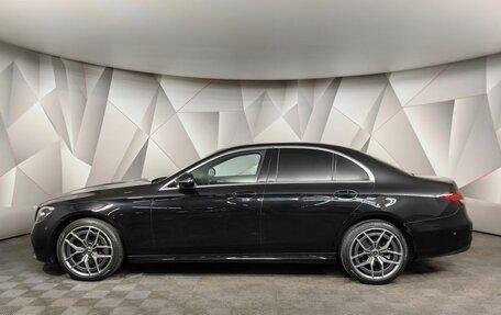 Mercedes-Benz E-Класс, 2020 год, 4 450 000 рублей, 5 фотография