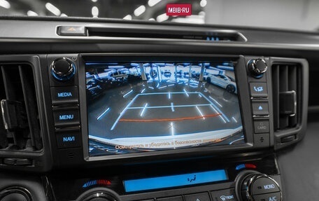 Toyota RAV4, 2019 год, 3 400 000 рублей, 19 фотография