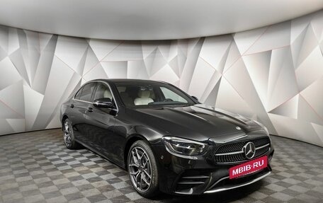 Mercedes-Benz E-Класс, 2020 год, 4 450 000 рублей, 3 фотография