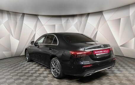 Mercedes-Benz E-Класс, 2020 год, 4 450 000 рублей, 4 фотография