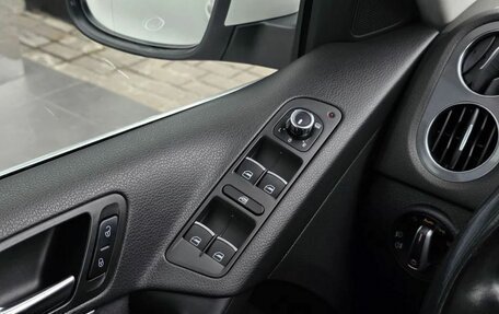 Volkswagen Tiguan I, 2012 год, 1 030 000 рублей, 15 фотография