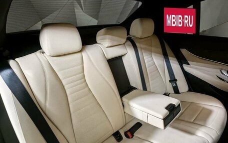 Mercedes-Benz E-Класс, 2020 год, 4 450 000 рублей, 17 фотография