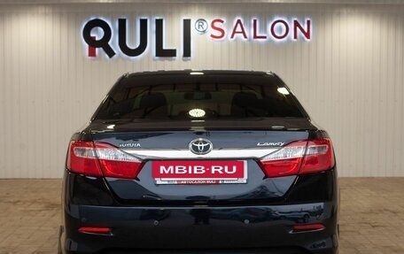 Toyota Camry, 2014 год, 1 225 000 рублей, 9 фотография