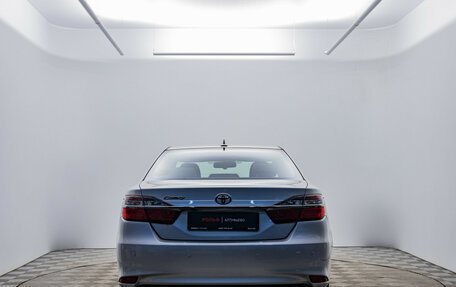 Toyota Camry, 2017 год, 1 850 000 рублей, 4 фотография