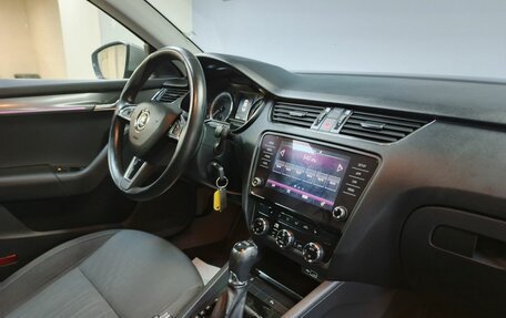 Skoda Octavia, 2018 год, 1 799 000 рублей, 18 фотография