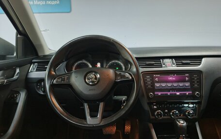 Skoda Octavia, 2018 год, 1 799 000 рублей, 15 фотография