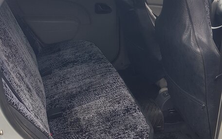 Renault Logan I, 2006 год, 350 000 рублей, 9 фотография