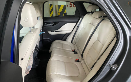 Jaguar F-Pace, 2019 год, 2 900 000 рублей, 9 фотография