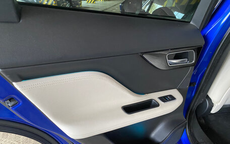 Jaguar F-Pace, 2019 год, 2 900 000 рублей, 10 фотография