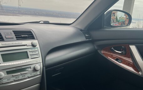 Toyota Camry, 2009 год, 1 200 000 рублей, 32 фотография