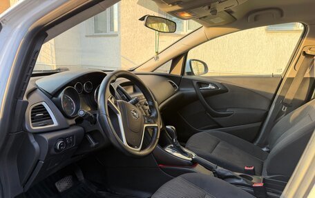 Opel Astra J, 2011 год, 635 000 рублей, 6 фотография