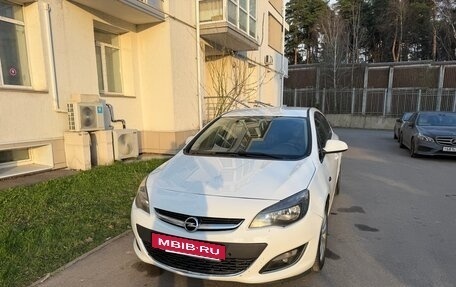 Opel Astra J, 2011 год, 635 000 рублей, 4 фотография