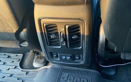 Jeep Grand Cherokee, 2013 год, 2 050 000 рублей, 11 фотография