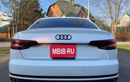 Audi A4, 2018 год, 2 950 000 рублей, 5 фотография