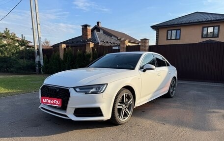 Audi A4, 2018 год, 2 950 000 рублей, 2 фотография