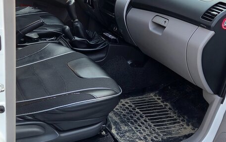 Mitsubishi Pajero Sport II рестайлинг, 2015 год, 2 300 000 рублей, 3 фотография