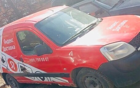 Peugeot Partner II рестайлинг 2, 2007 год, 300 000 рублей, 3 фотография