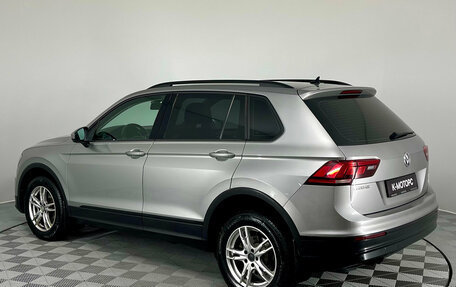 Volkswagen Tiguan II, 2020 год, 2 450 000 рублей, 7 фотография