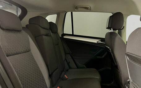 Volkswagen Tiguan II, 2020 год, 2 450 000 рублей, 11 фотография