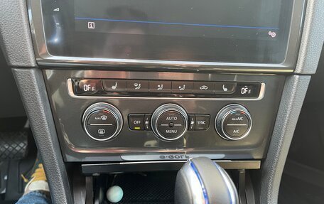 Volkswagen Golf VII, 2017 год, 1 800 000 рублей, 5 фотография