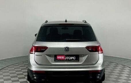 Volkswagen Tiguan II, 2020 год, 2 450 000 рублей, 6 фотография