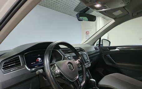 Volkswagen Tiguan II, 2017 год, 2 888 000 рублей, 14 фотография