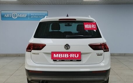 Volkswagen Tiguan II, 2017 год, 2 888 000 рублей, 6 фотография