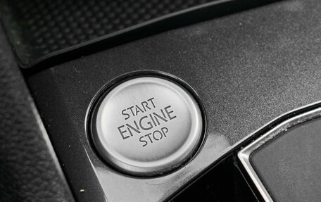 Volkswagen Tiguan II, 2020 год, 2 890 000 рублей, 19 фотография