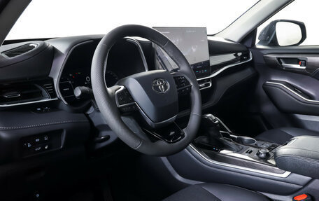 Toyota Highlander, 2026 год, 5 700 000 рублей, 19 фотография