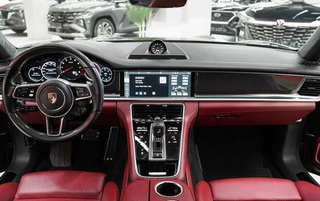 Porsche Panamera II рестайлинг, 2019 год, 7 690 000 рублей, 11 фотография