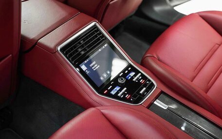 Porsche Panamera II рестайлинг, 2019 год, 7 690 000 рублей, 26 фотография