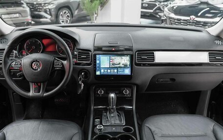 Volkswagen Touareg III, 2012 год, 1 990 000 рублей, 8 фотография