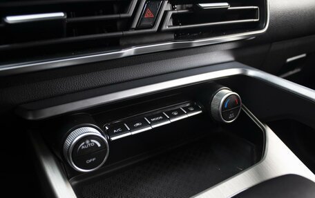 Geely Coolray I, 2023 год, 1 790 000 рублей, 18 фотография