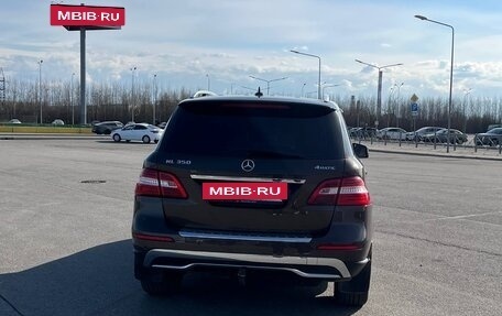 Mercedes-Benz M-Класс, 2015 год, 2 300 000 рублей, 4 фотография