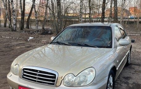 Hyundai Sonata IV рестайлинг, 2006 год, 370 000 рублей, 1 фотография