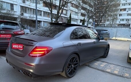 Mercedes-Benz E-Класс AMG, 2018 год, 6 100 000 рублей, 1 фотография