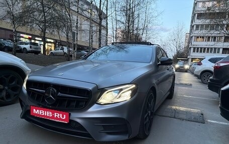 Mercedes-Benz E-Класс AMG, 2018 год, 6 100 000 рублей, 3 фотография