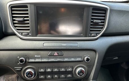 KIA Sportage IV рестайлинг, 2020 год, 2 300 000 рублей, 10 фотография