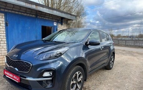 KIA Sportage IV рестайлинг, 2020 год, 2 300 000 рублей, 4 фотография